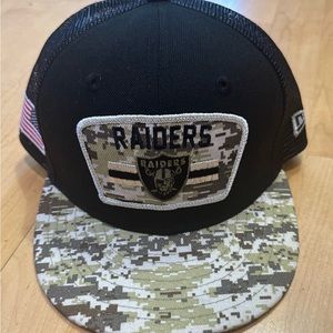 Las Vegas Raiders ~  New Era Black/Camo ~ Youth 39THIRTY Flex Hat